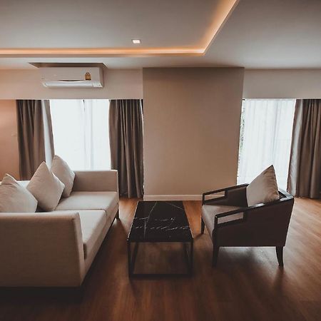 Ava Hotel Phitsanulok Exteriér fotografie
