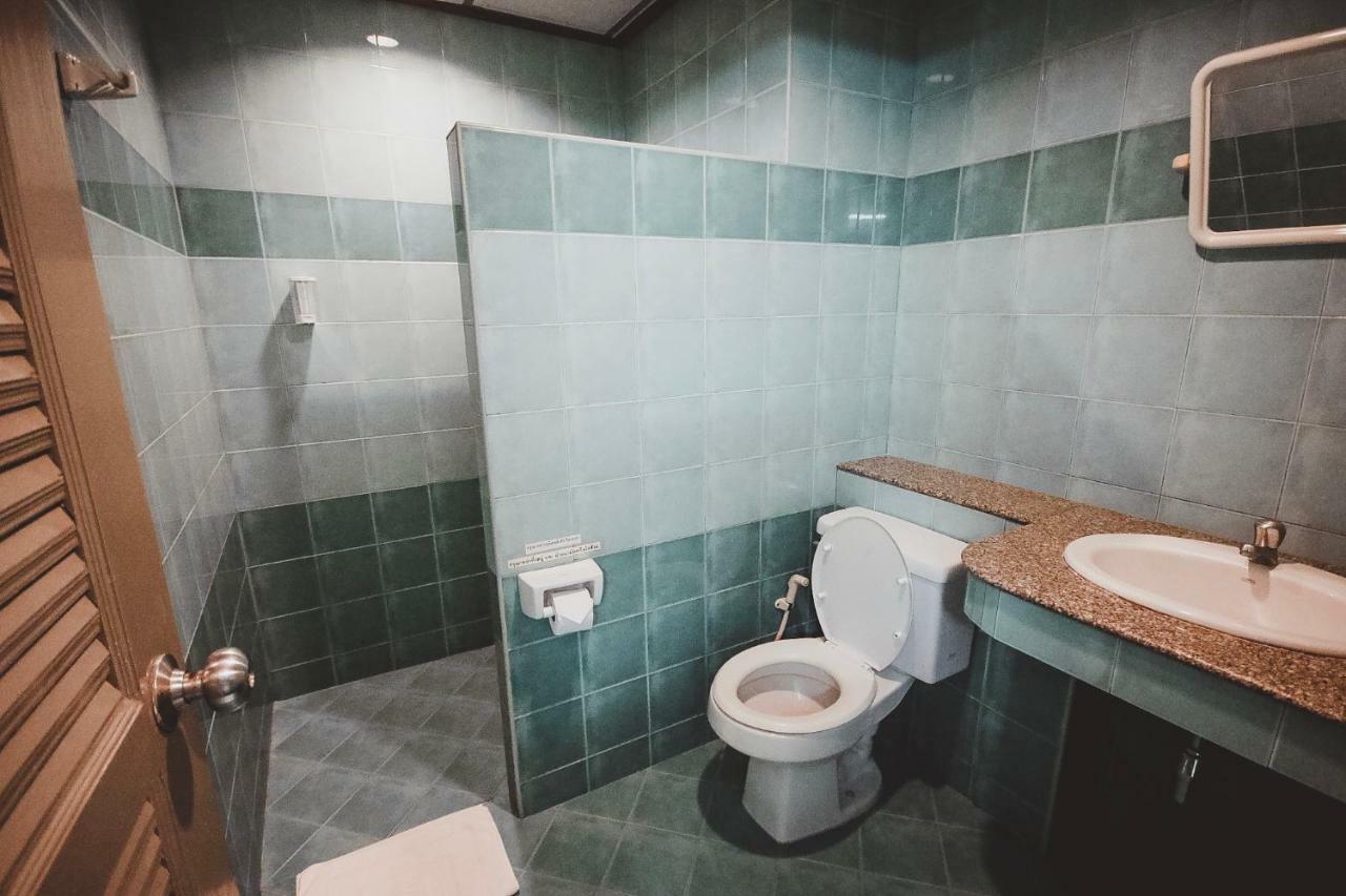 Ava Hotel Phitsanulok Exteriér fotografie